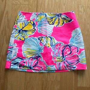 Lilly Pulitzer skort size 8. New without tags